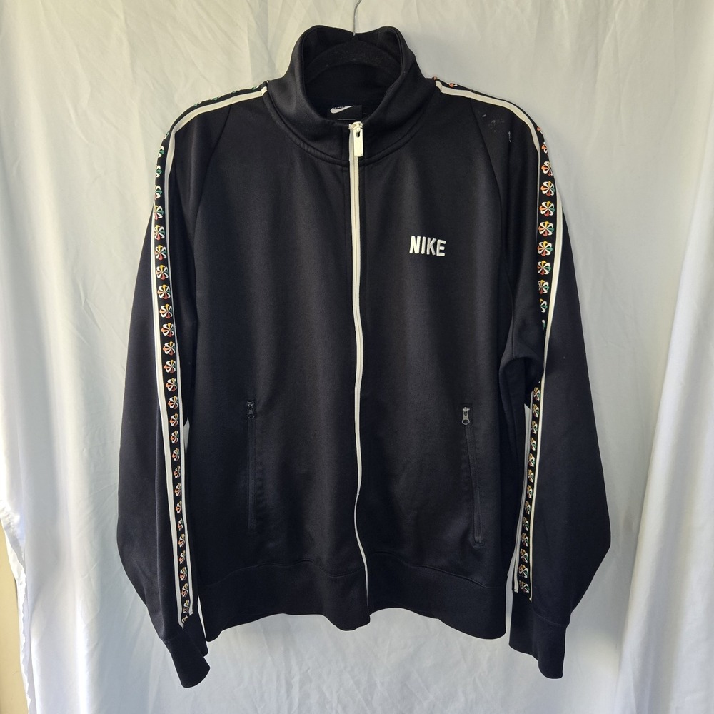 Nike Evolution Of The Swoosh Tribute Jacket CQ7192-010‎ Large Black Classic